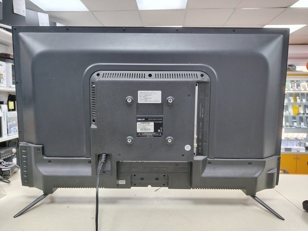 LED Телевизор Dexp H32E8100Q