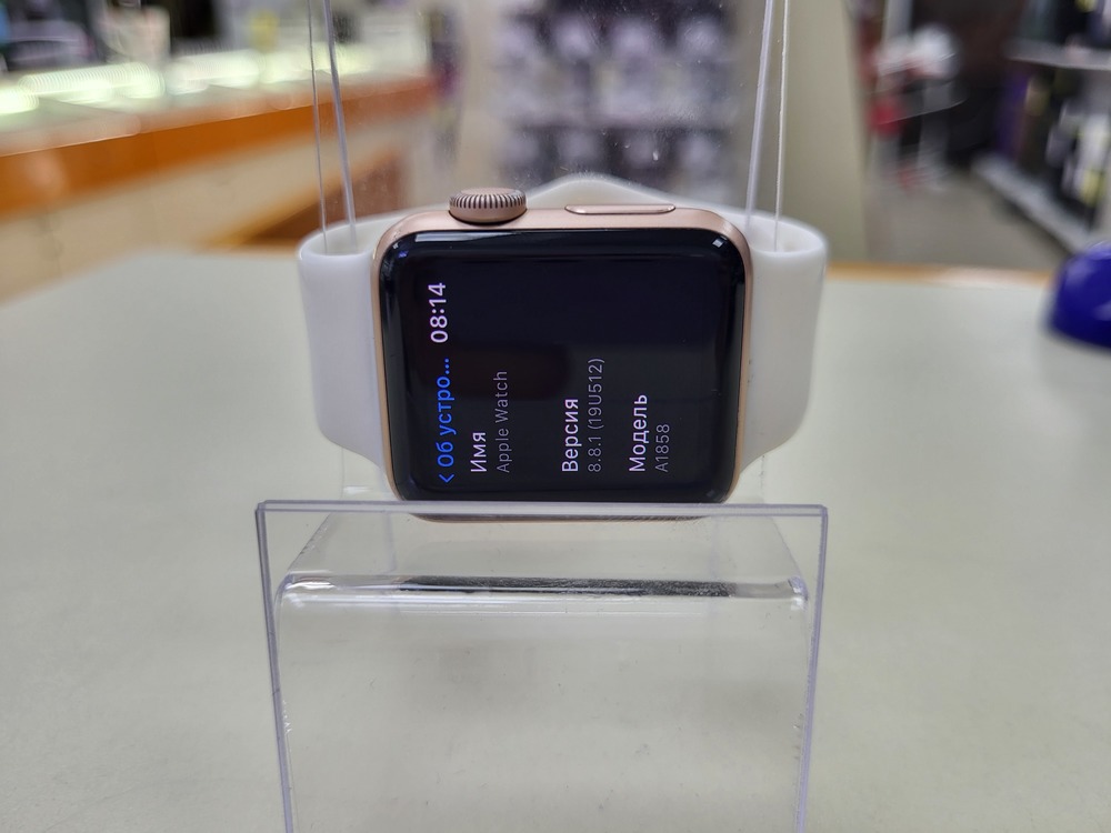 Смарт-часы Apple Watch Series 3 38 мм