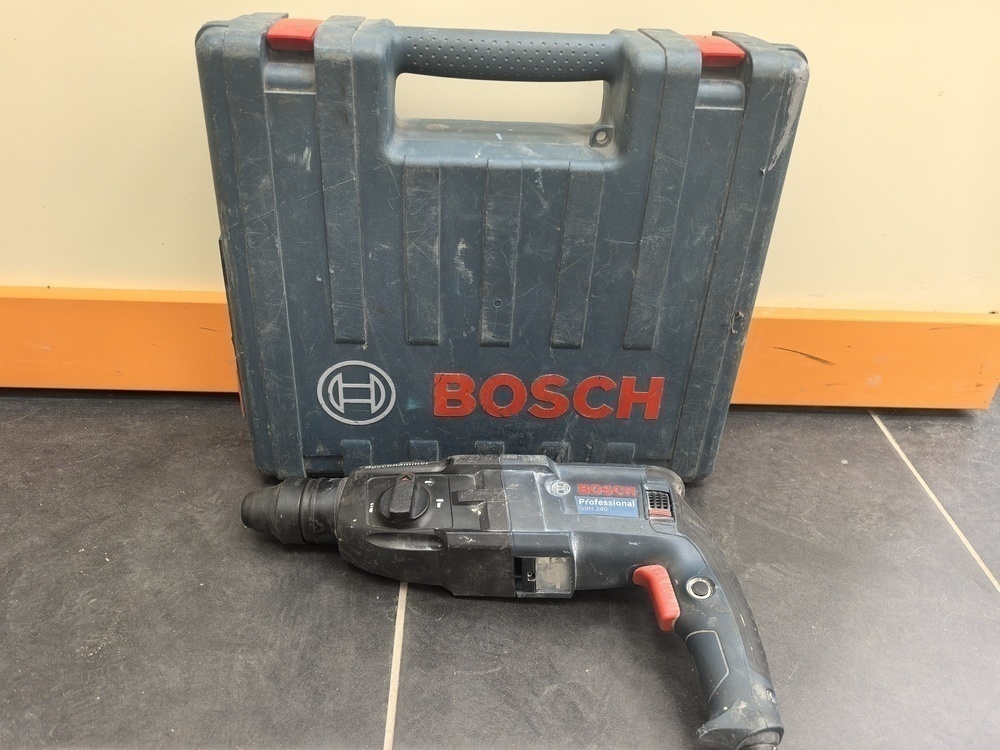 Перфоратор Bosch GBH 240