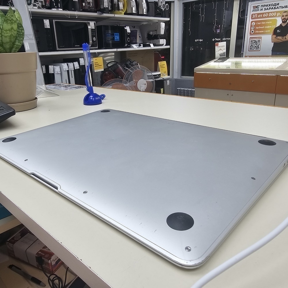 Ноутбук Apple MacBookAir i5-13 дюймов(2017) A1466