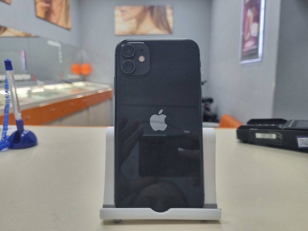 Смартфон Apple iPhone 11 128Gb
