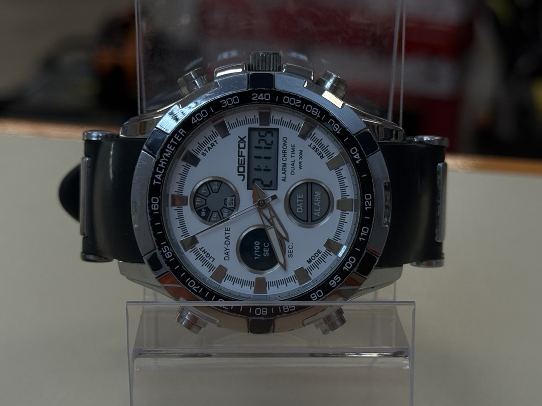 Часы наручные Casio AQ-230