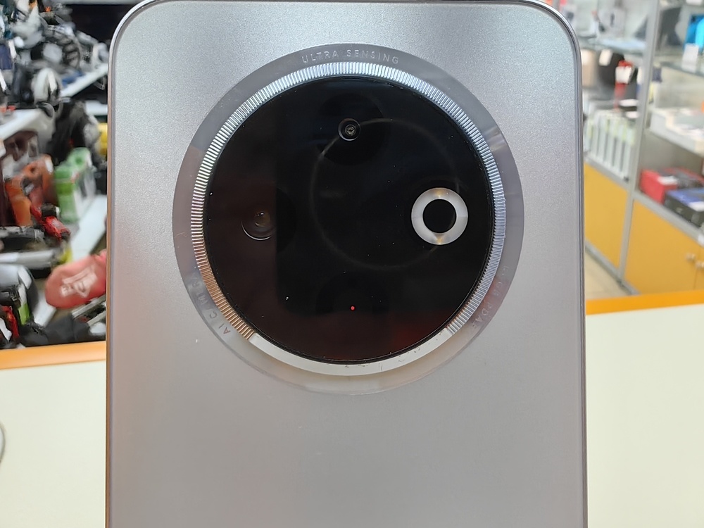 Смартфон Tecno SPARK 30C 4/128