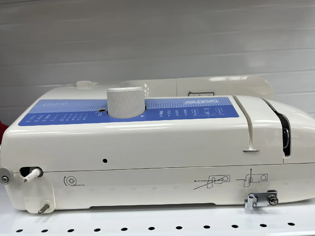Швейная машина Brother LS 2125