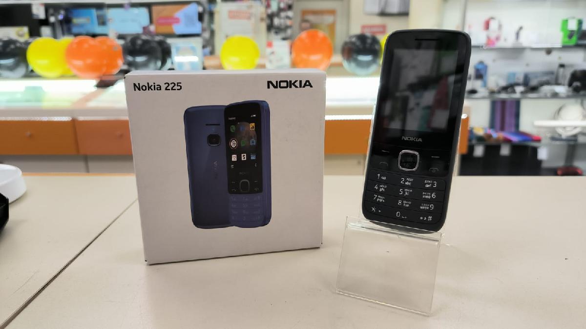 Смартфон Nokia 225 DUAL SIM
