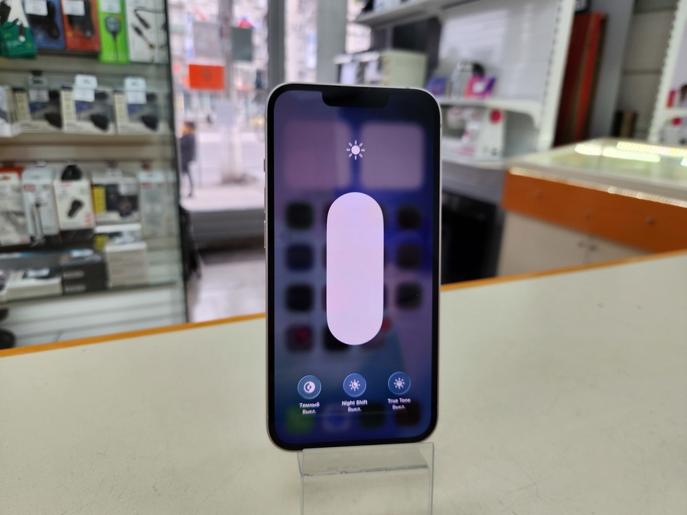 Смартфон Apple iPhone 13 128Gb