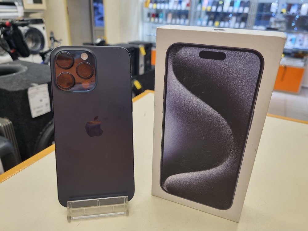 Смартфон Apple iPhone 15 Pro Max 256Gb