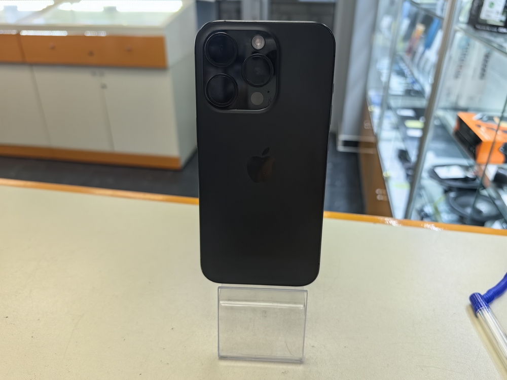 Смартфон Apple Iphone 15 Pro 128Gb