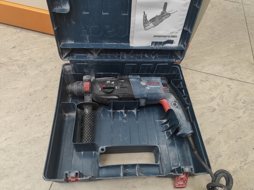 Перфоратор Bosch GBH 240