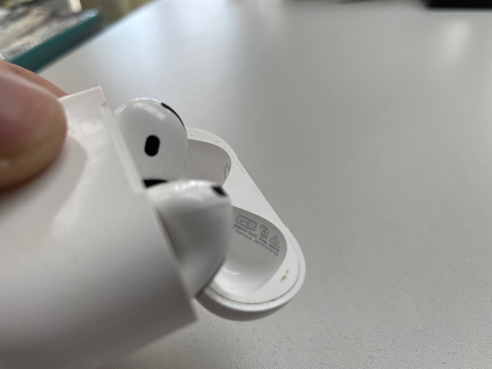 Наушники беспроводные Apple AirPods 4 с ANC