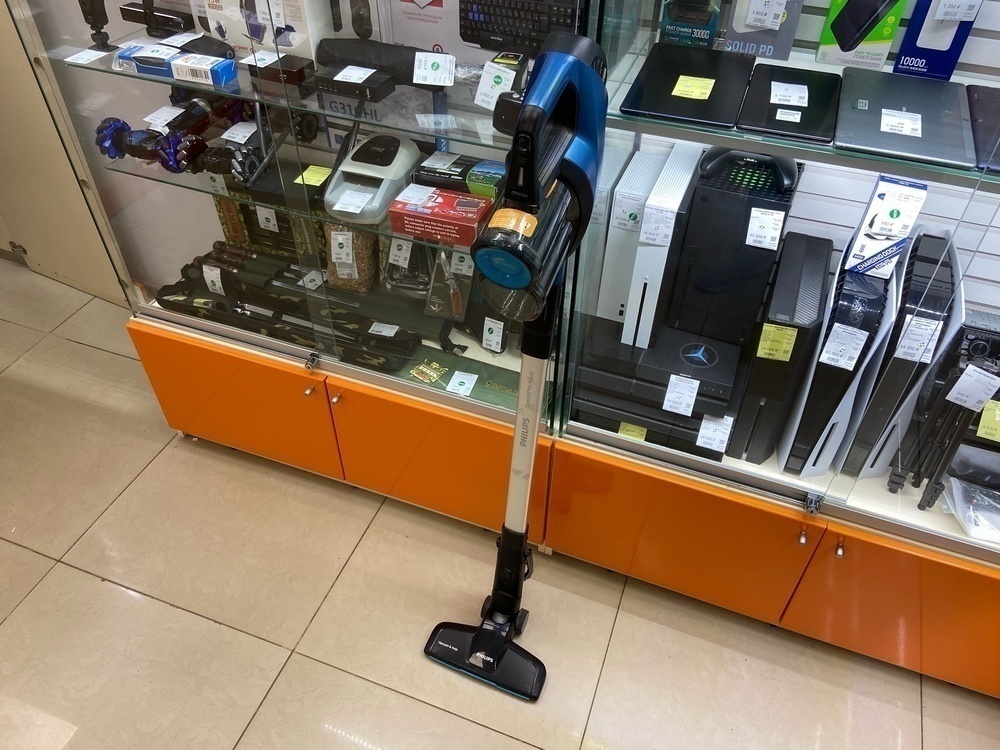 Пылесос Philips FC6728