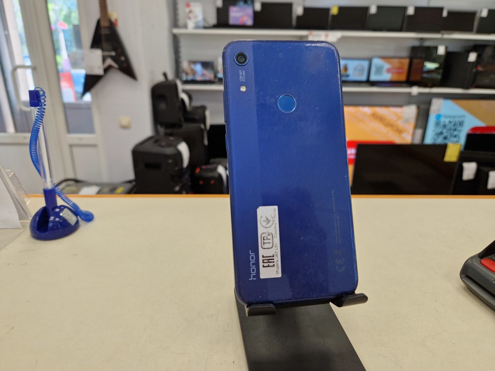 Смартфон Honor 8A 2/32