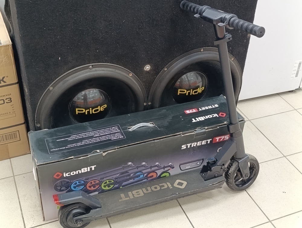 Электросамокат IconBit Street T75