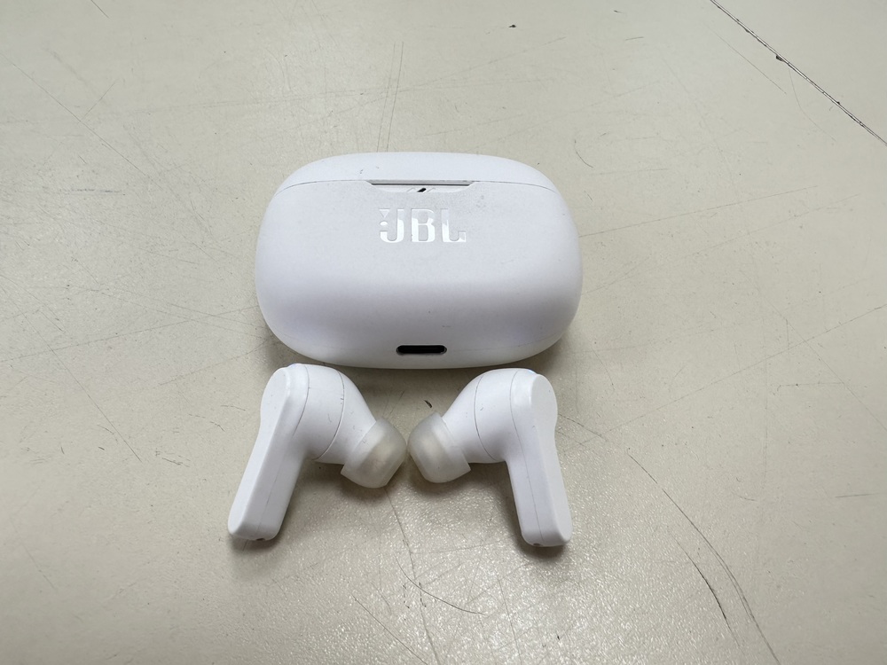 Наушники беспроводные JBL Wave Beam