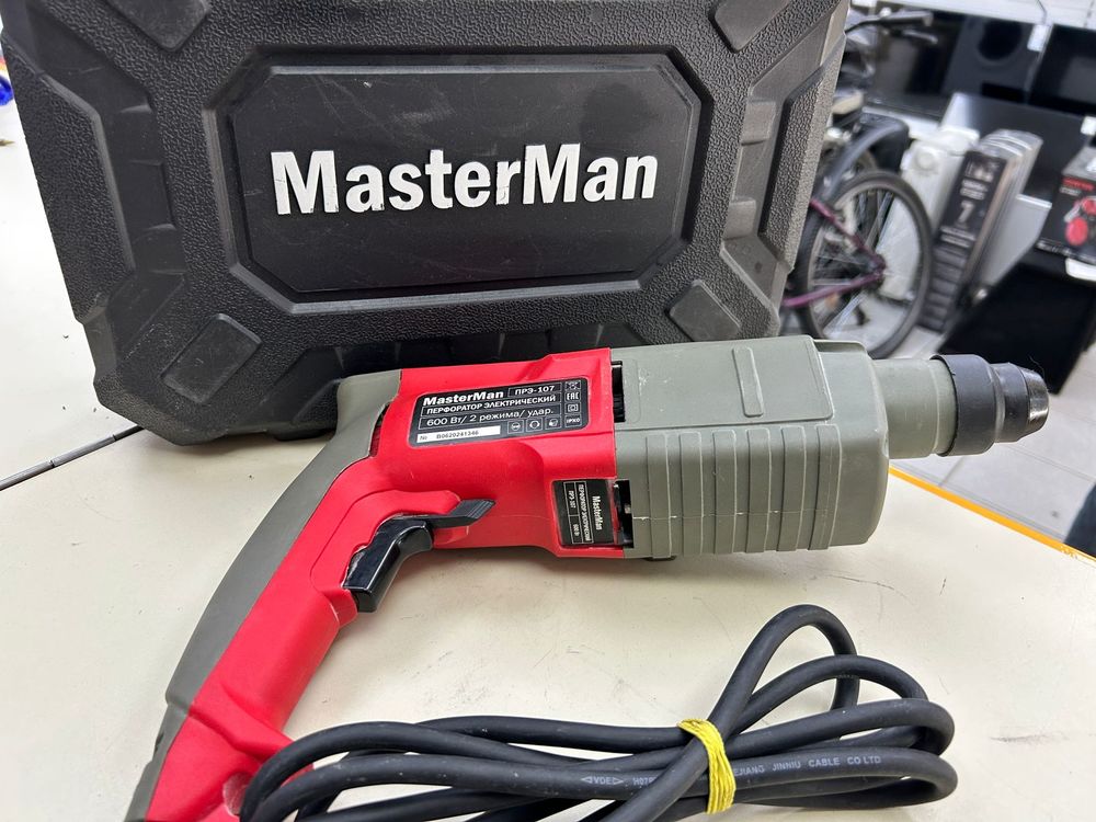 Перфоратор Mastermax MRH-1402