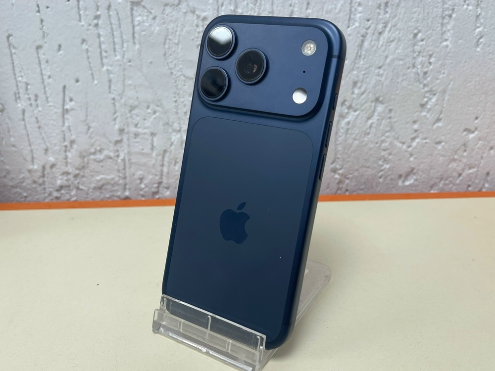 Смартфон Apple Iphone 17 Pro 256Gb eSim