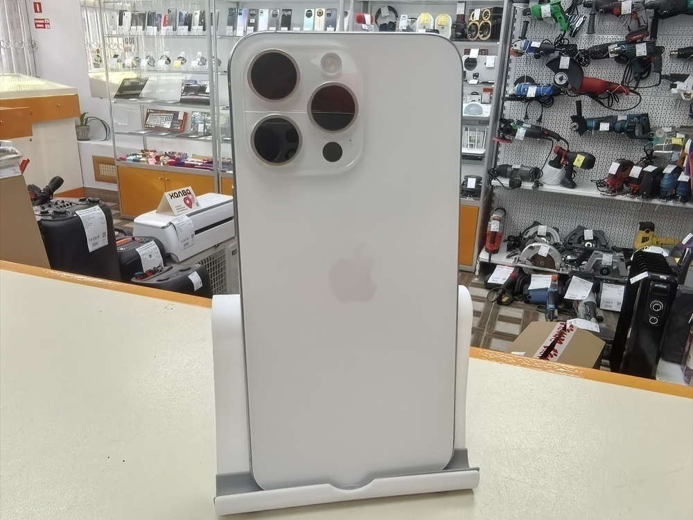 Смартфон Apple iPhone 15 Pro Max 256Gb