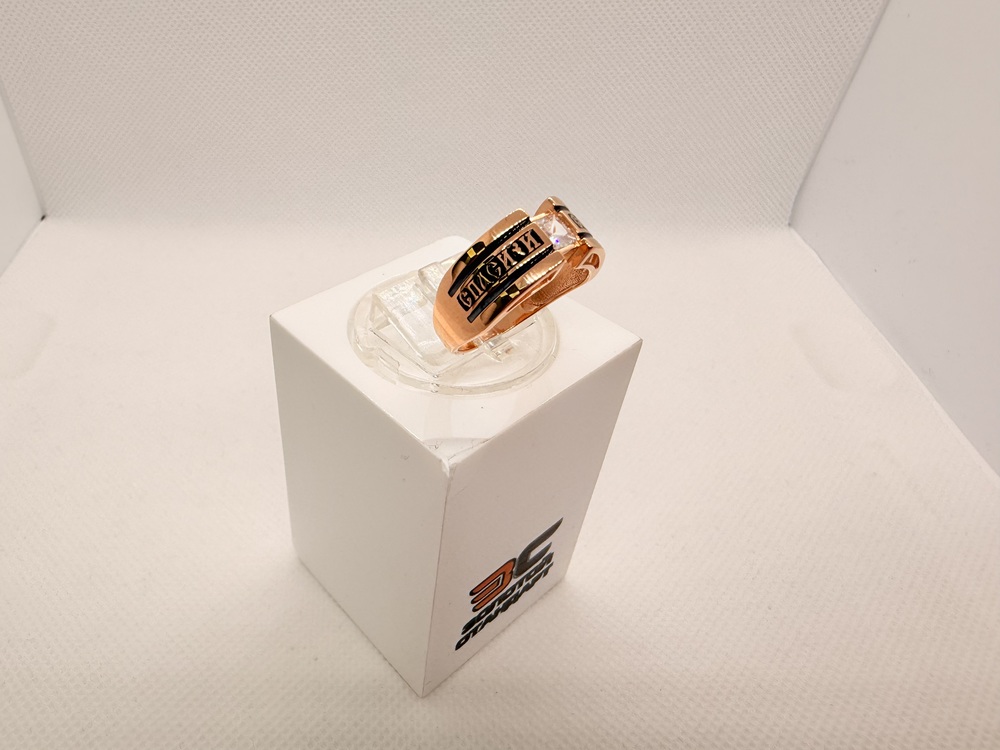 КОЛКМ585 КОЛЬЦО С КАМНЕМ (Au 585)