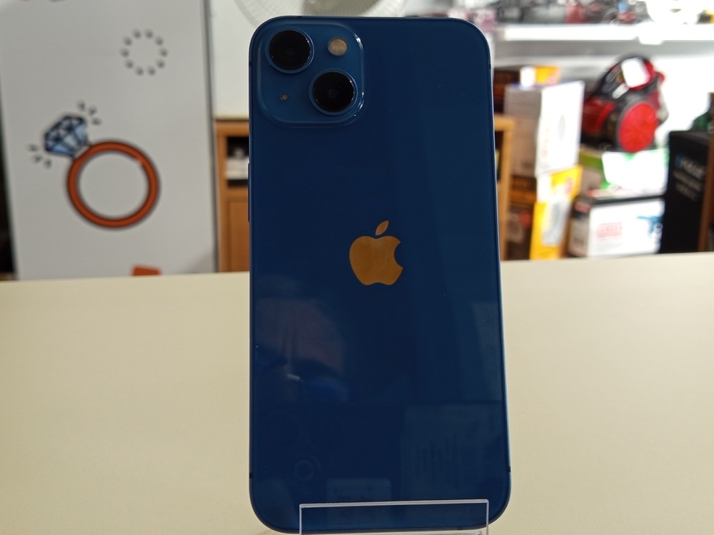 Смартфон Apple iPhone 13 128Gb