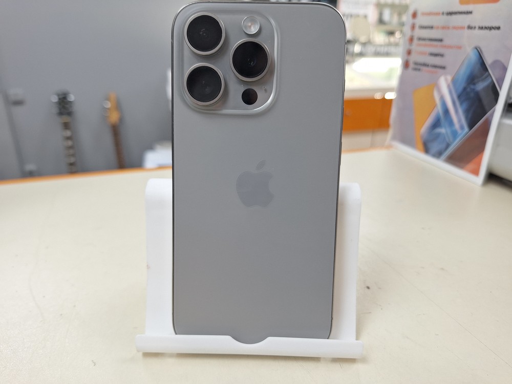 Смартфон Apple Iphone 15 Pro 128Gb