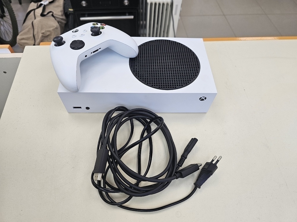 Игровая приставка Xbox Series S 512Gb SSD
