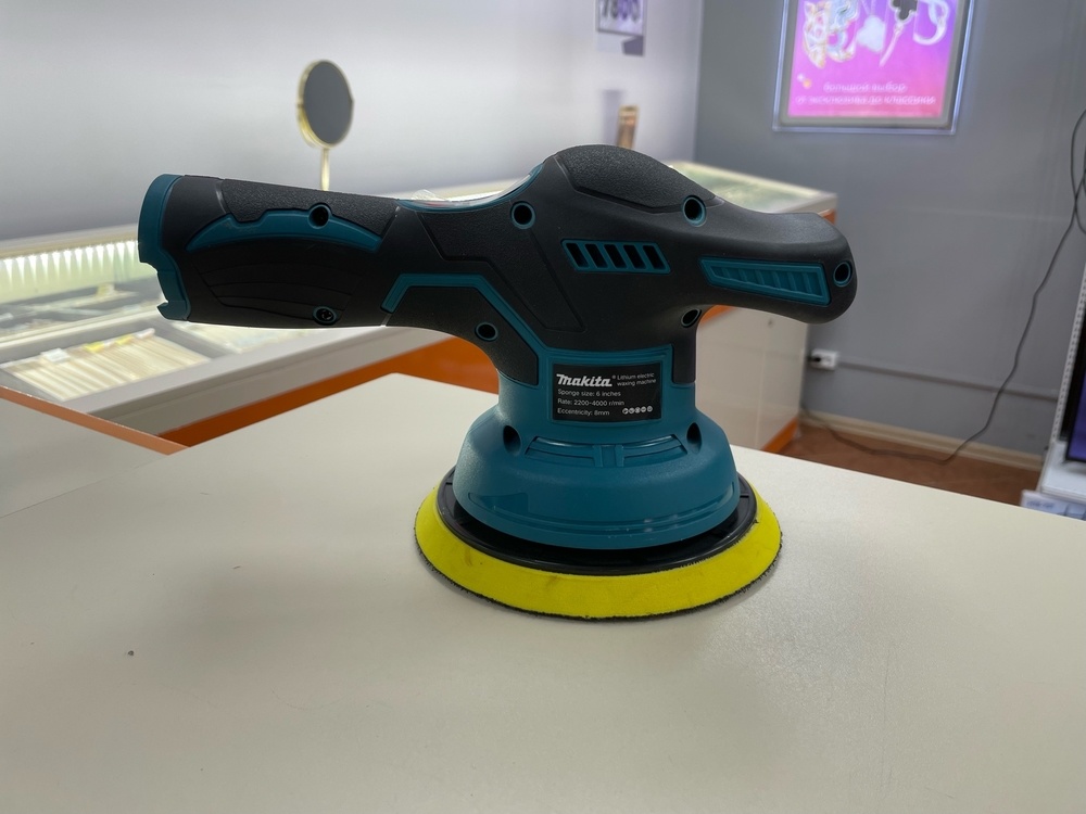 Шлифовальная машина Makita 12V