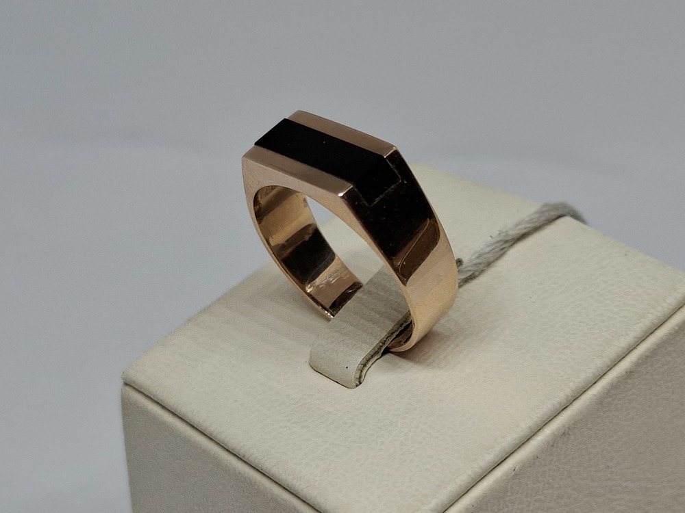 ПЕЧАТКА С КАМНЕМ (Au 585)