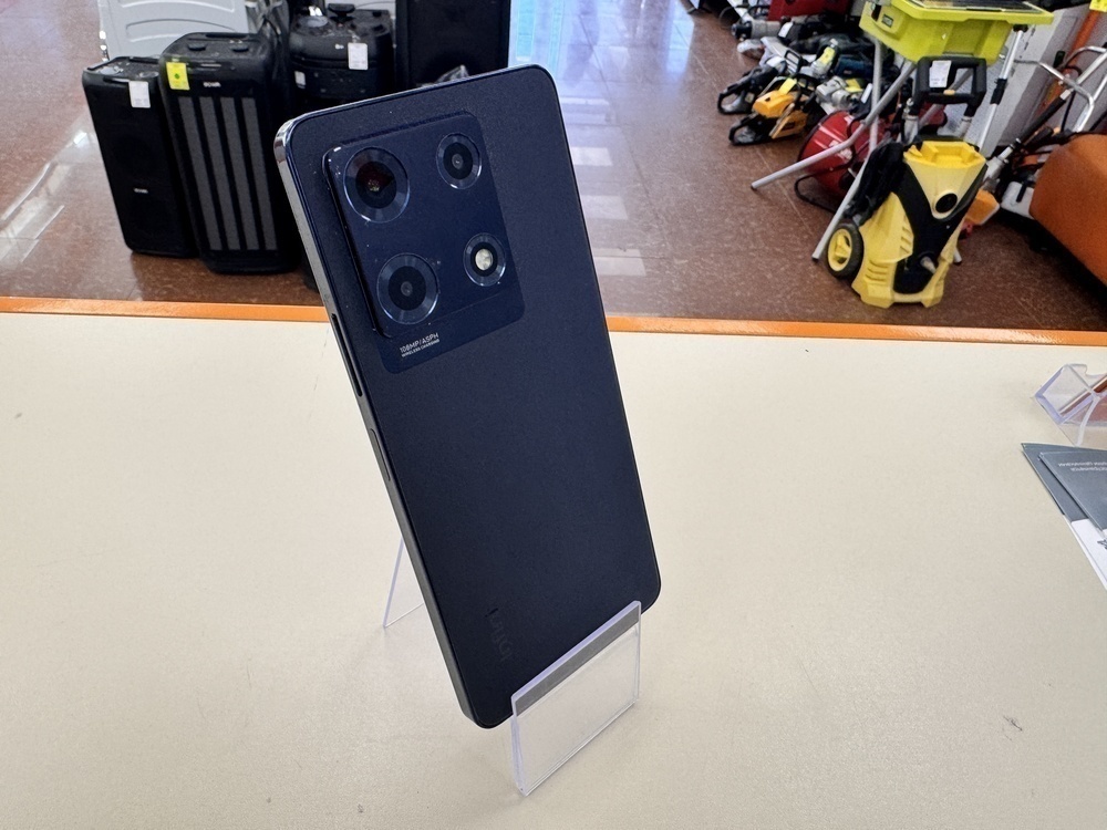 Смартфон Infinix Note 30 PRO 8/256