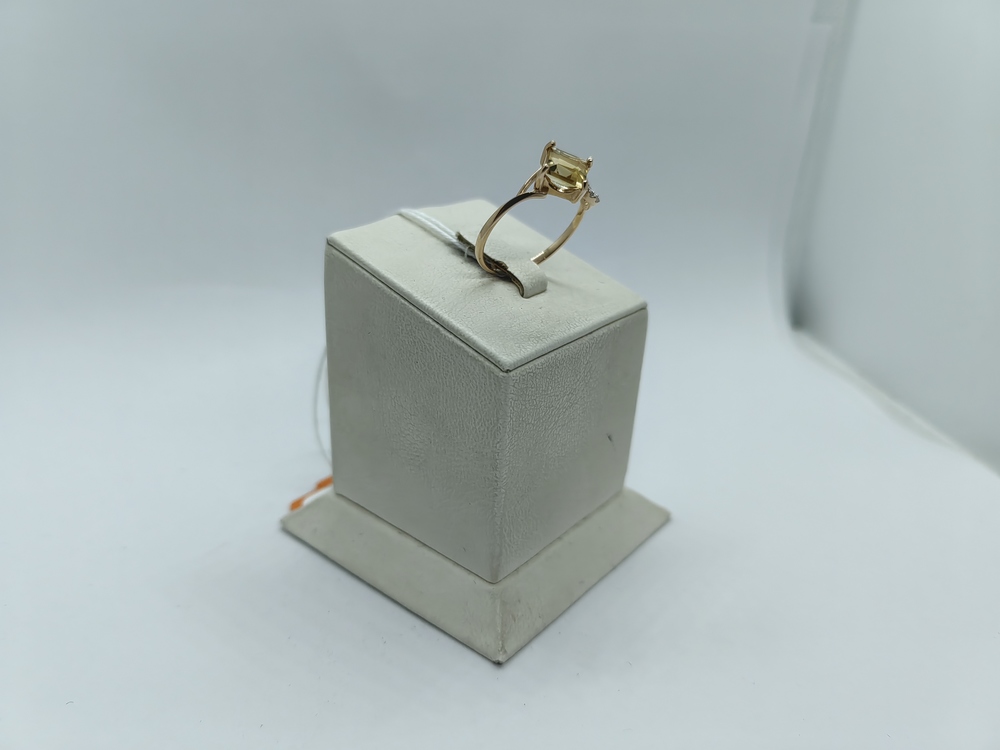 КОЛКМИ585 КОЛЬЦО С КАМНЯМИ (Au 585)