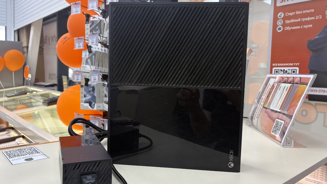 Игровая приставка Xbox One 500Gb