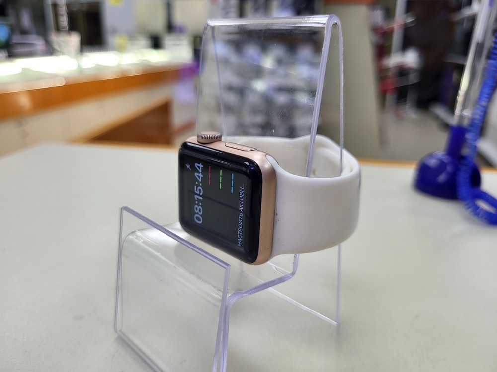 Смарт-часы Apple Watch Series 3 38 мм