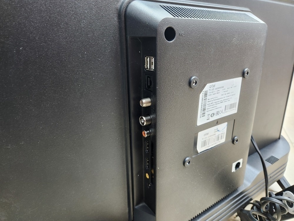 LED Телевизор Artel A32KH5500
