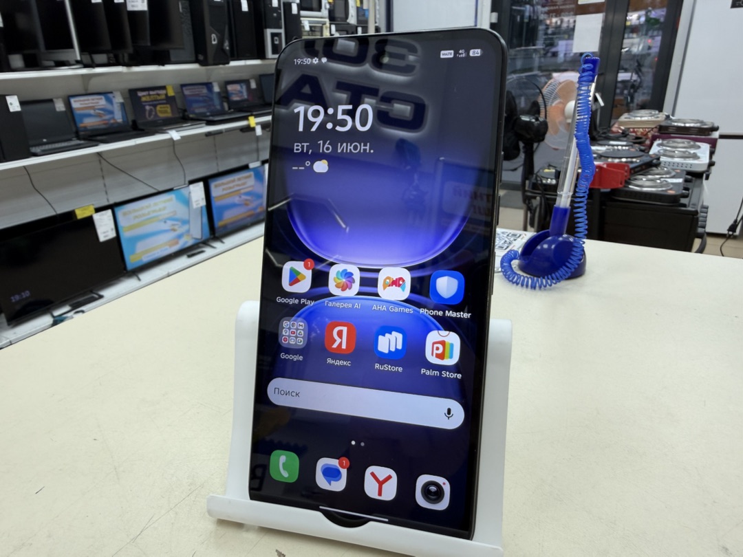 Смартфон Tecno Spark 40C 8/256