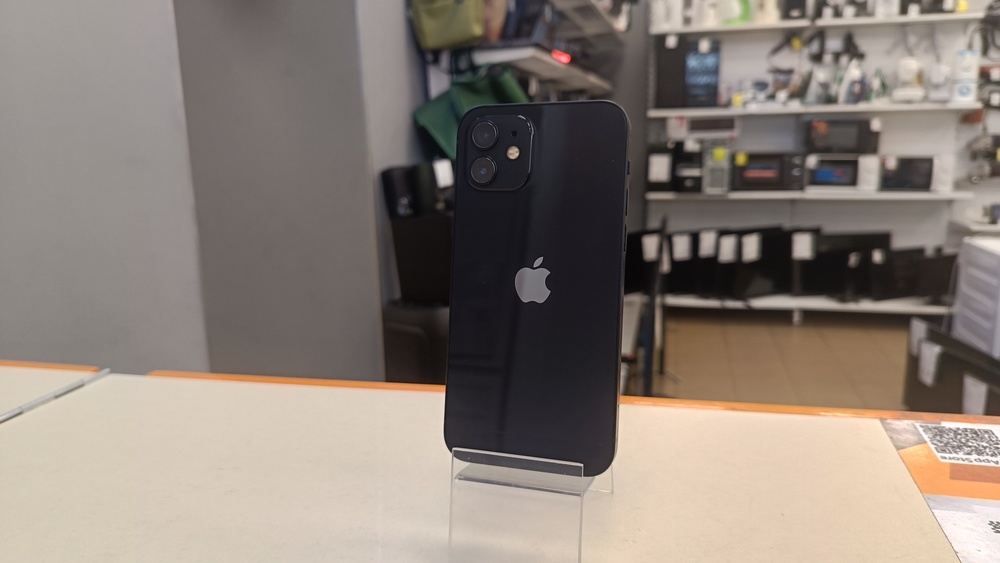 Смартфон Apple iPhone 12 64Gb