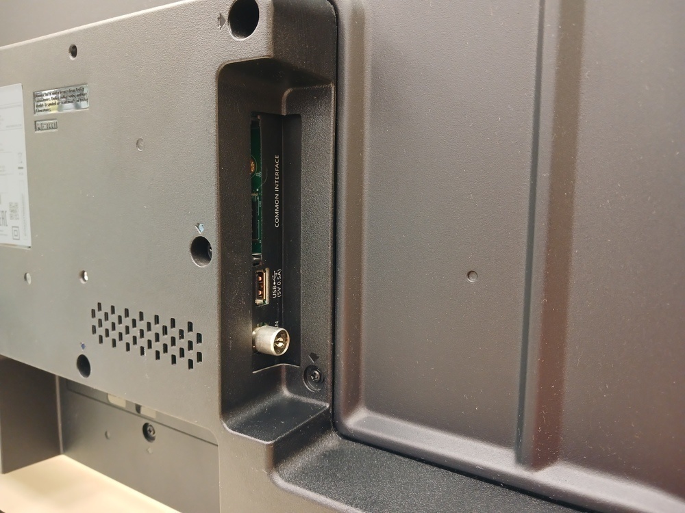 LED Телевизор Samsung UE32T4002AK