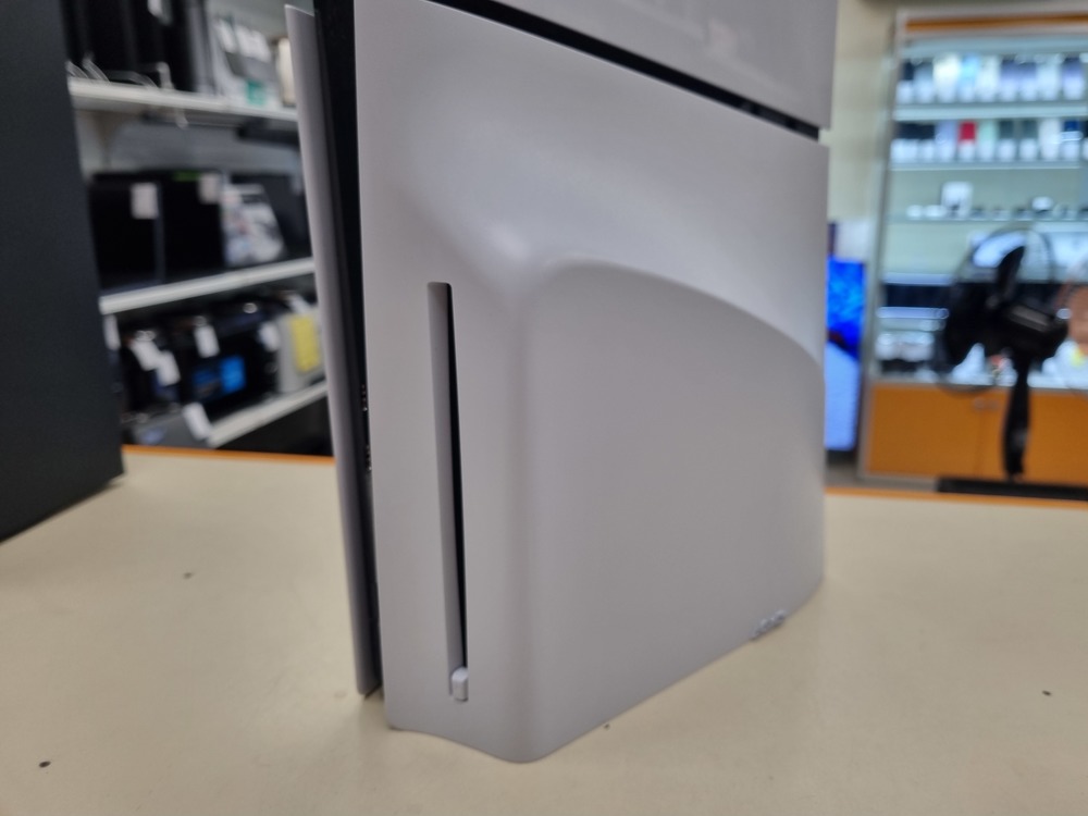 Игровая приставка PlayStation 5 Slim 1TB (С дисководом)