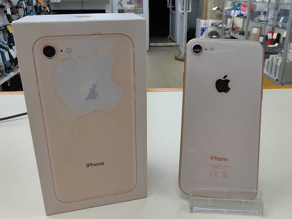 Смартфон Apple iPhone 8 64Gb
