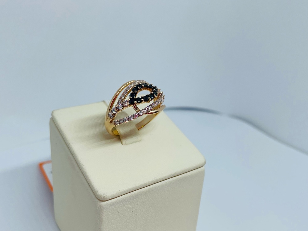 КОЛЬЦО С КАМНЯМИ (Au 585)