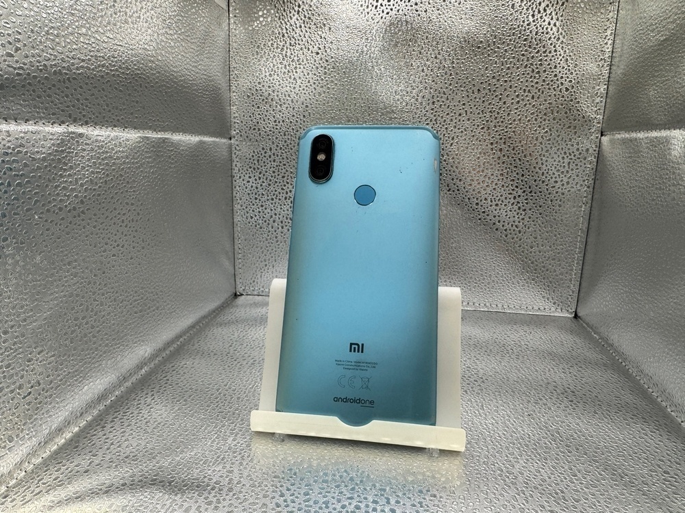 Смартфон Xiaomi Mi A2 4/32