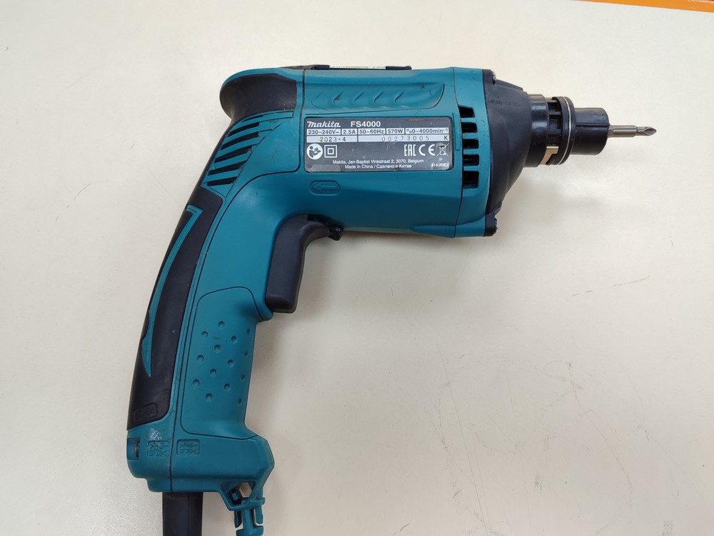 Шуруповерт Makita FS4000