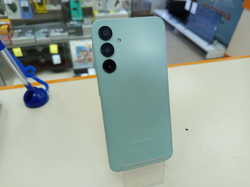 Смартфон Samsung Galaxy A16 4/128