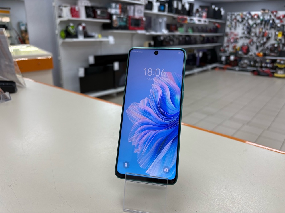 Смартфон Tecno Camon 19 6/128