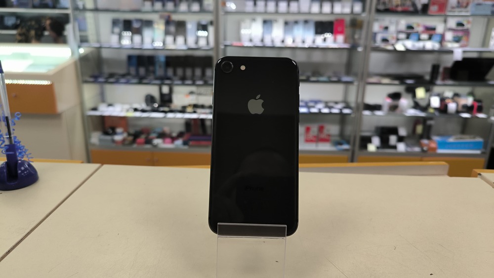 Смартфон Apple iPhone 8 128Gb