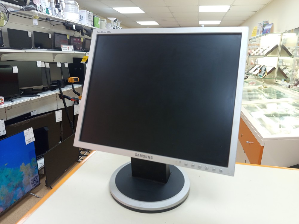 Монитор Samsung 940N
