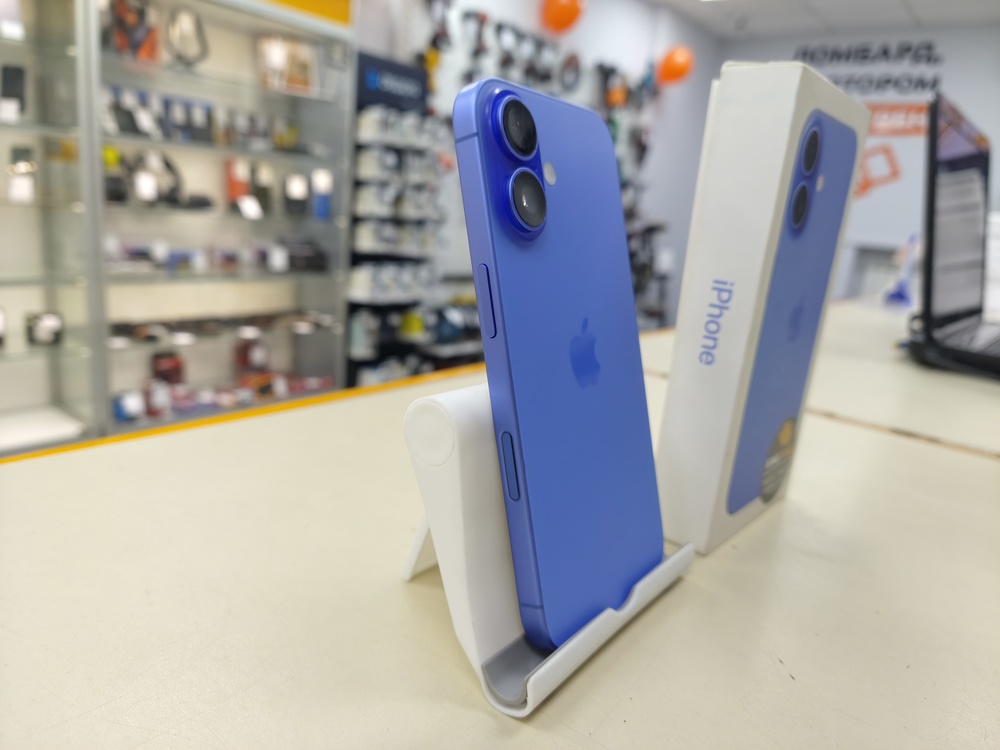 Смартфон Apple Iphone 16 128Gb