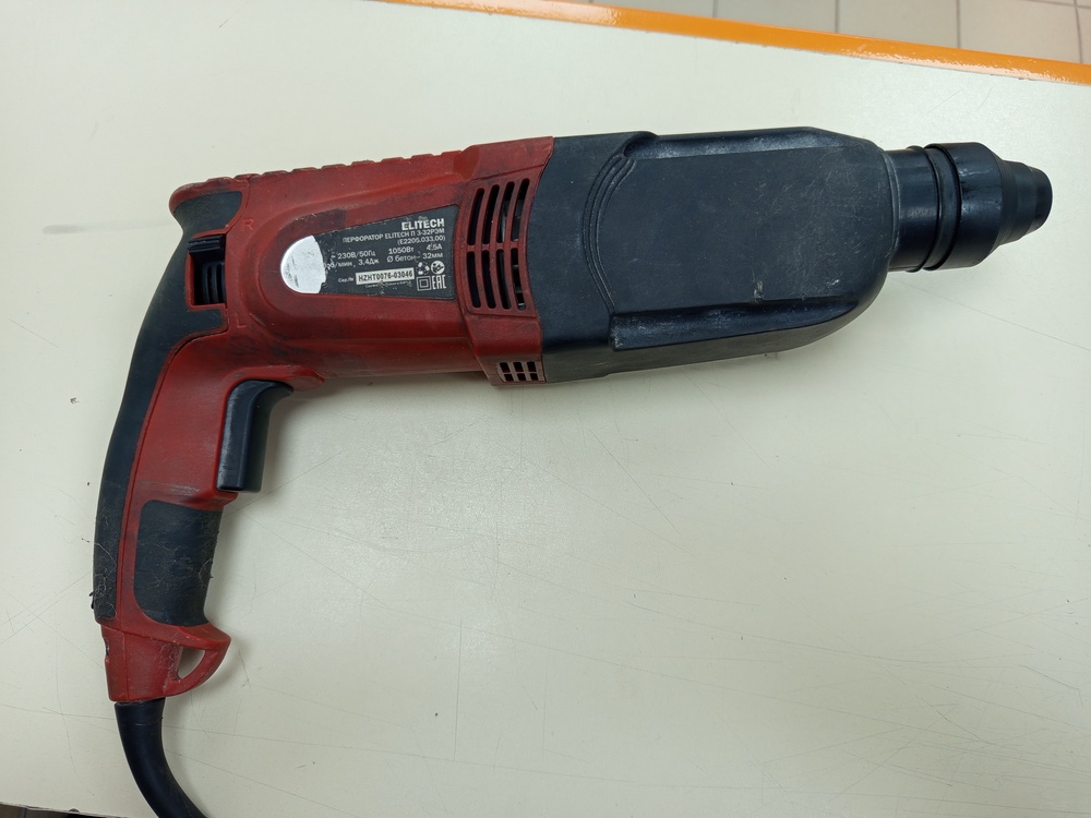 Перфоратор Elitech П3-32РЭМ