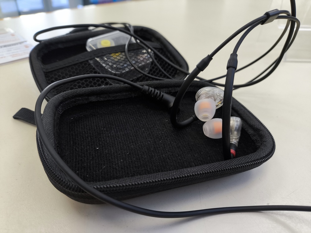 Наушники беспроводные SENNHEISER IE 40 PRO