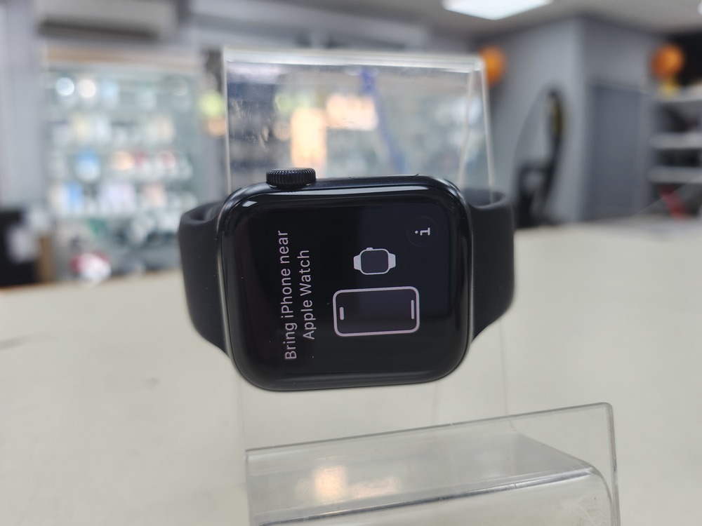 Смарт-часы Apple Watch SE 2022 40mm