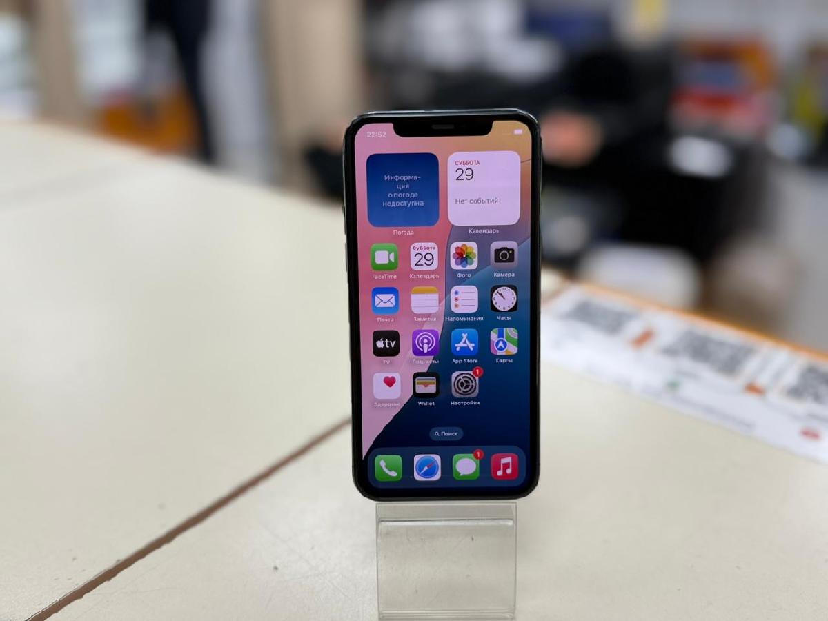Смартфон Apple iPhone 11 Pro 64Gb