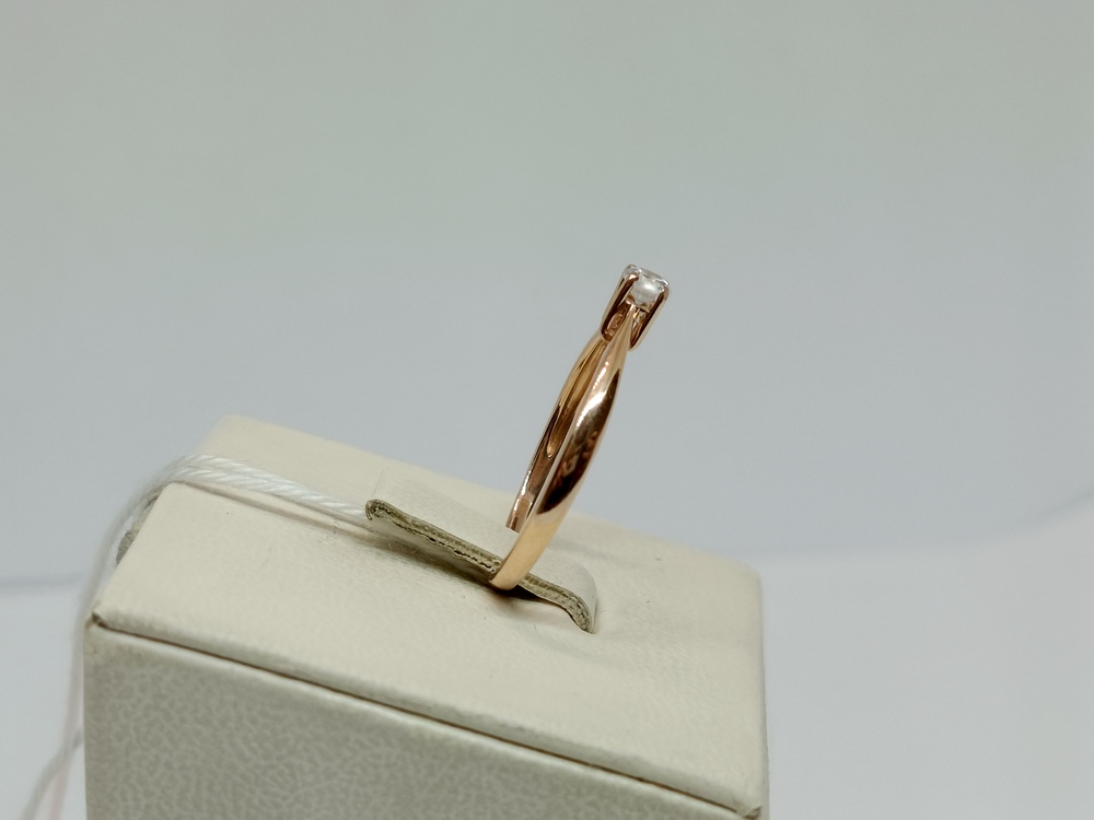 КОЛКМ585 КОЛЬЦО С КАМНЕМ (Au 585)